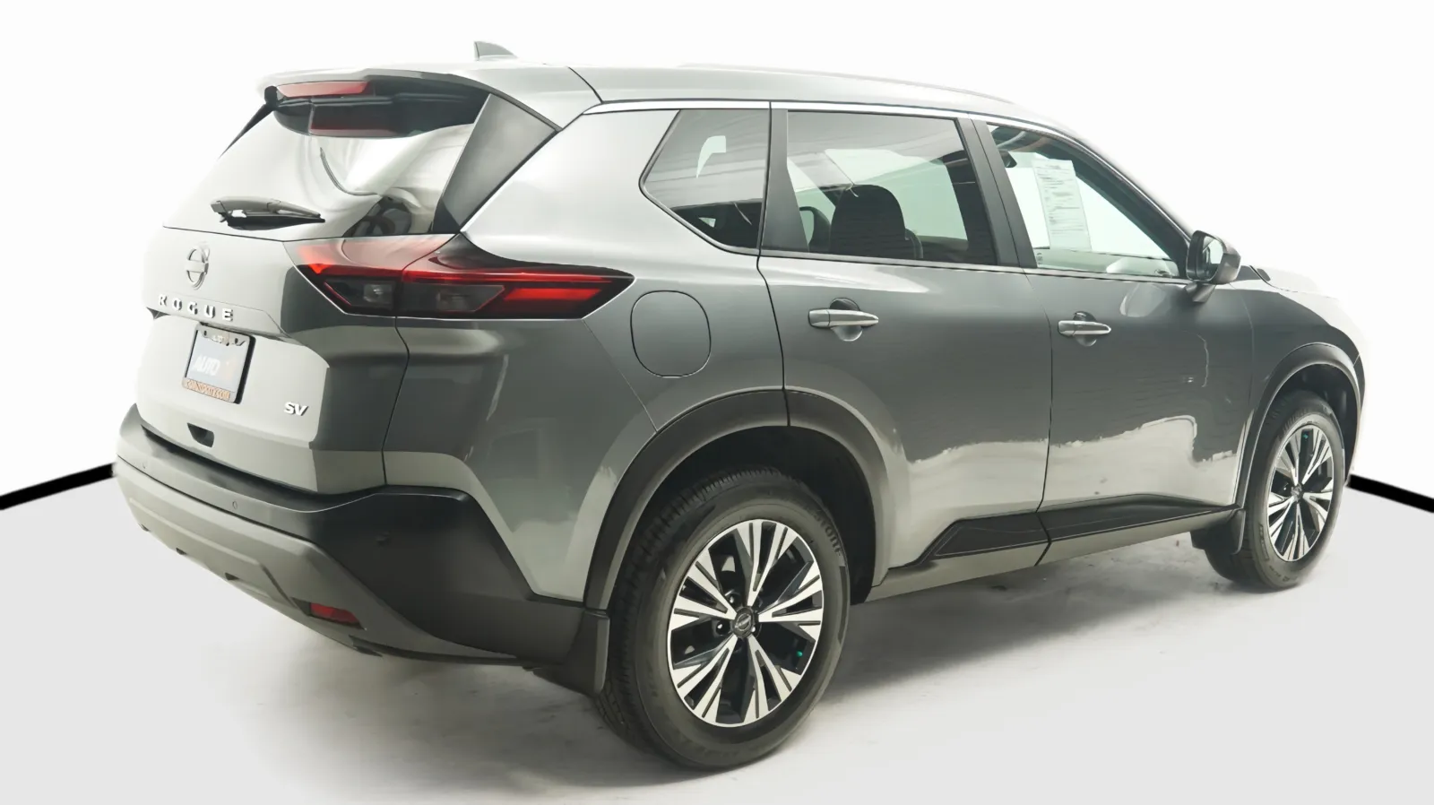 More photos of 2023 Nissan Rogue SV at Auto City, CA