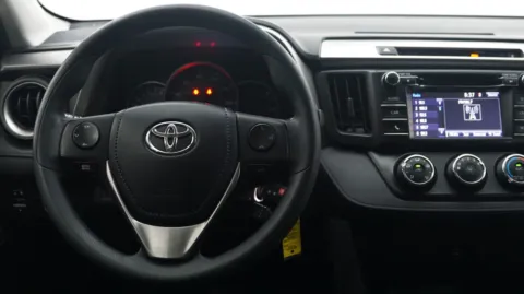 More photos of 2016 Toyota RAV4 LE at Auto City, CA