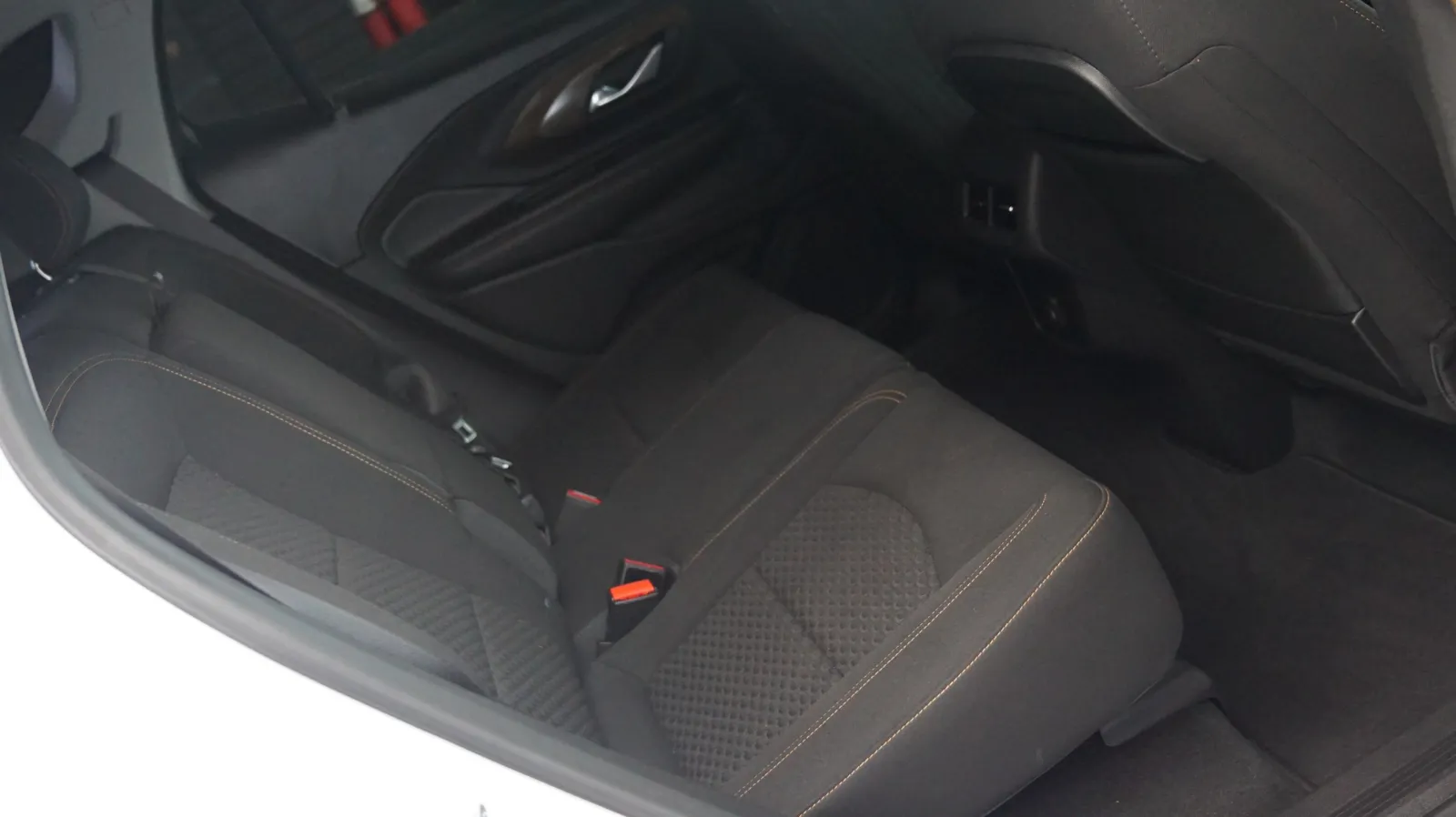 GMC Terrain photo 11