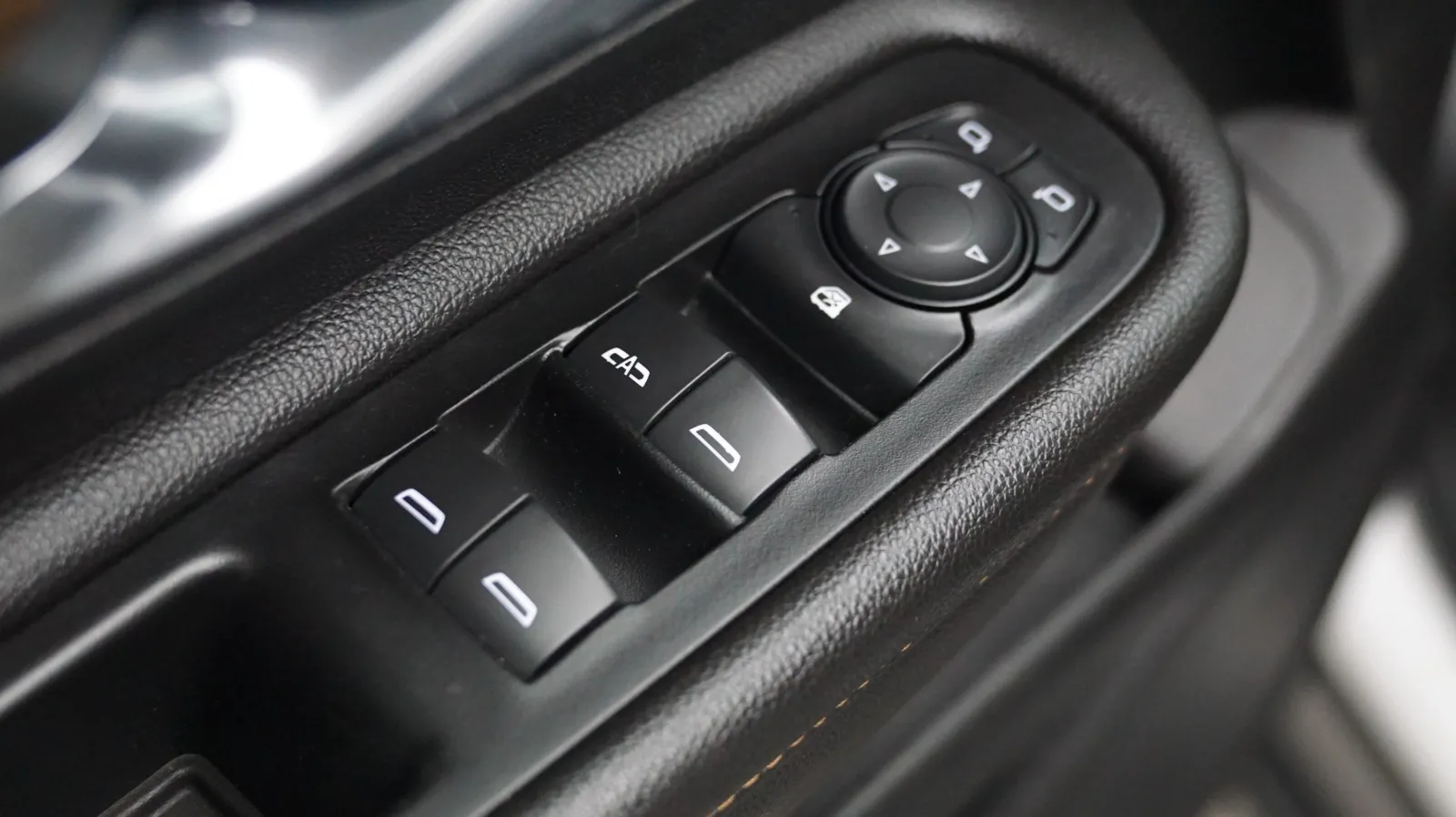 GMC Terrain photo 16