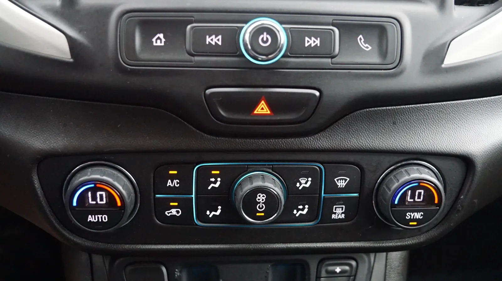 GMC Terrain photo 21