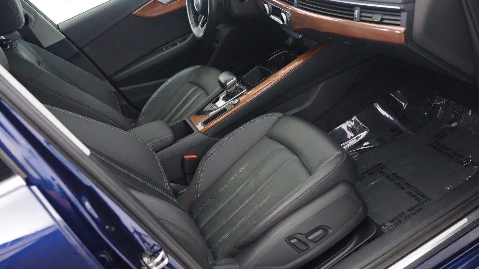Audi A4 photo 6