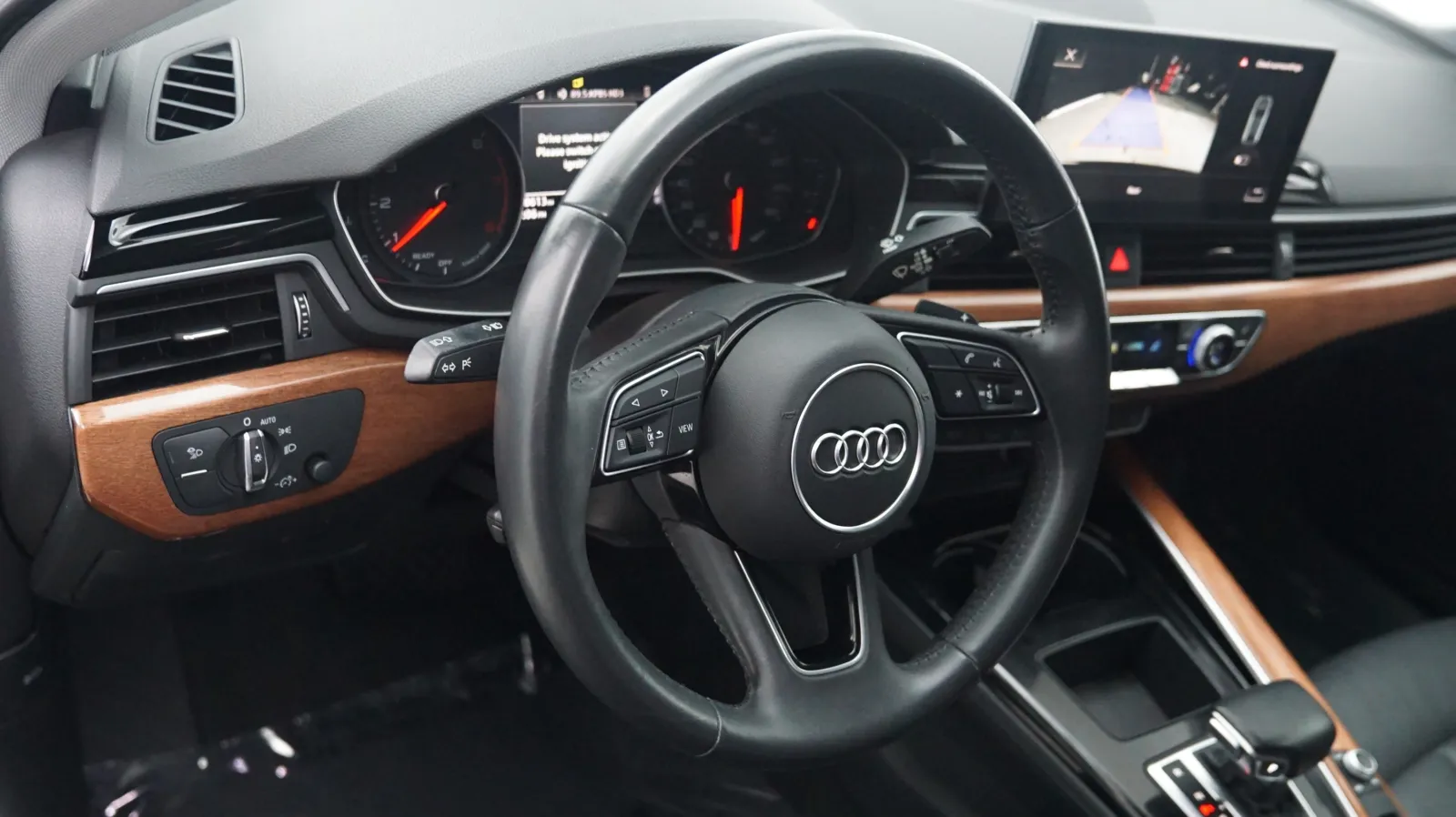 Audi A4 photo 16