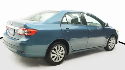 More photos of 2013 Toyota Corolla LE at Auto City, CA