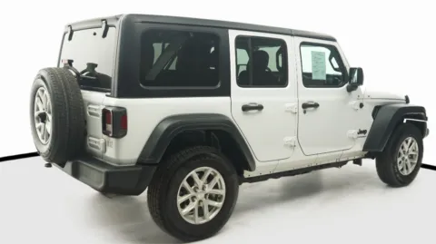 More photos of 2023 Jeep Wrangler Sport S at Auto City, CA