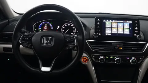More photos of 2022 Honda Accord Hybrid EX-L at Auto City, CA