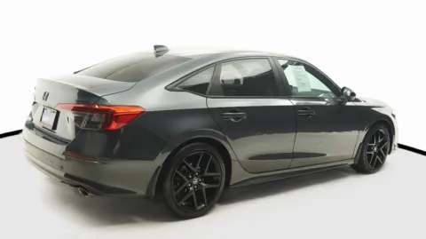More photos of 2022 Honda Civic Sport at Auto City, CA