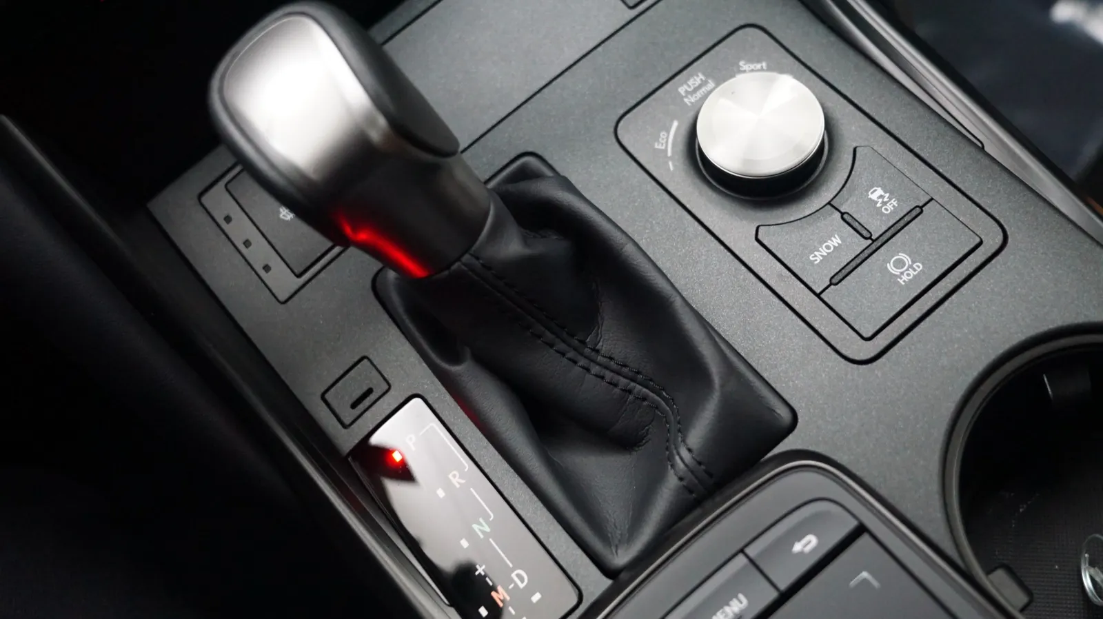 Lexus IS photo 22