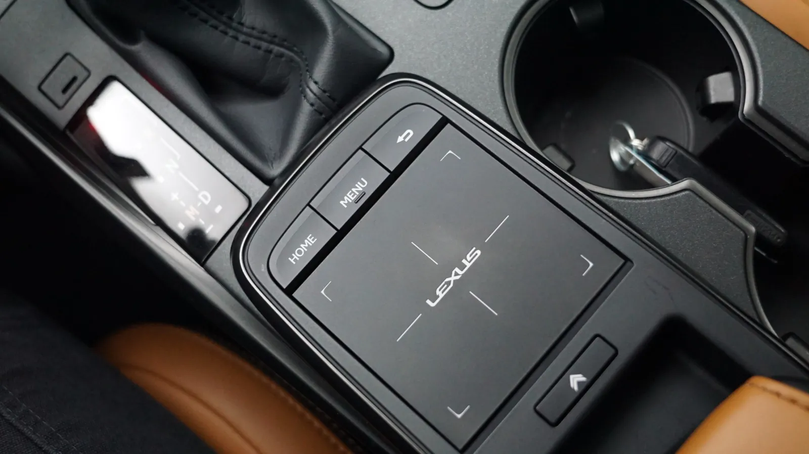 Lexus IS photo 23