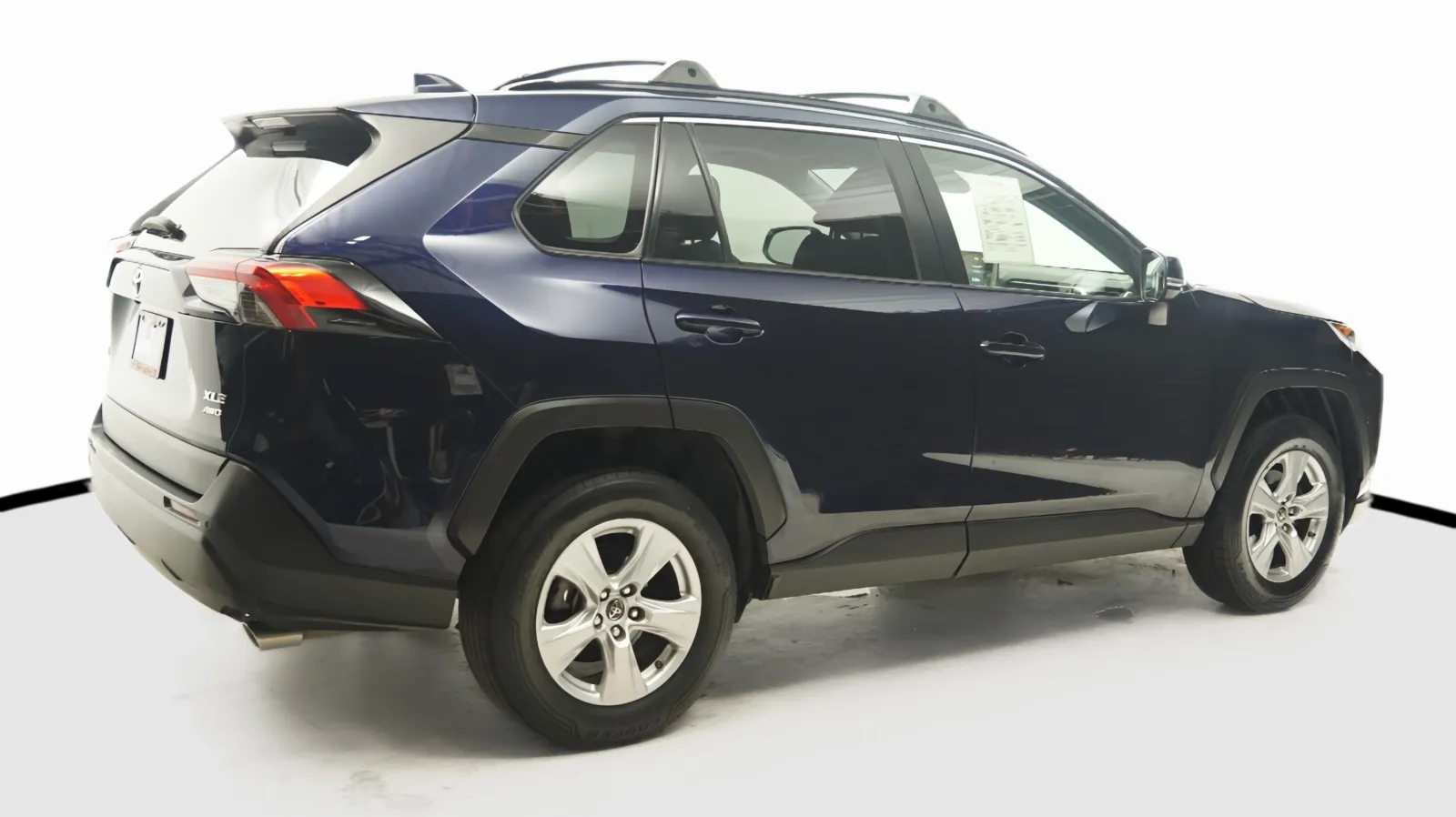 More photos of 2019 Toyota RAV4 XLE at Auto City, CA
