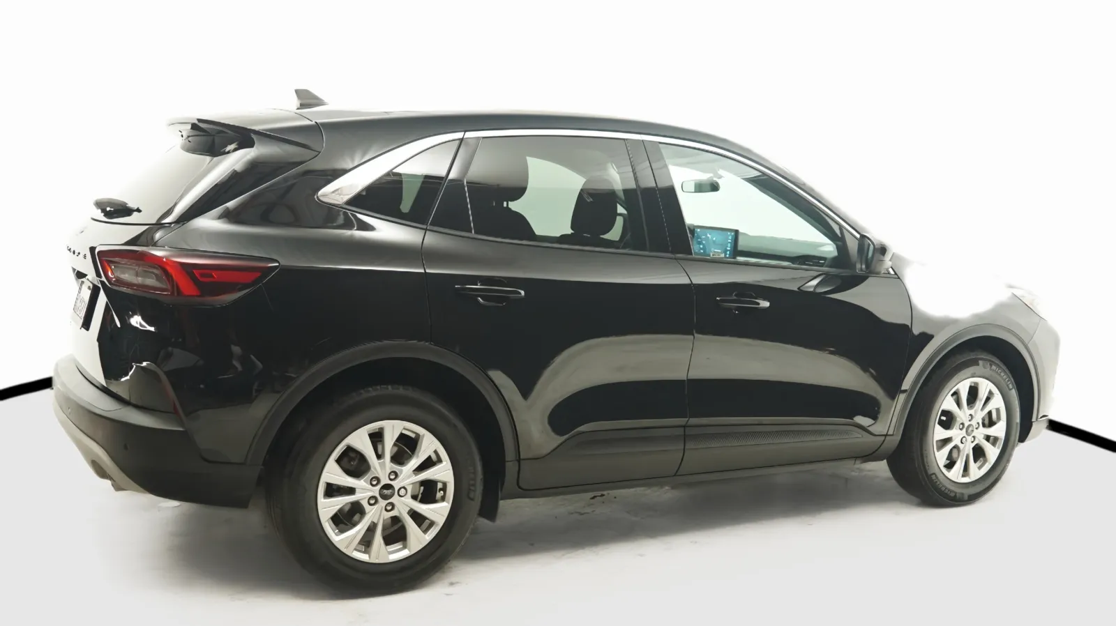 Ford Escape photo 6