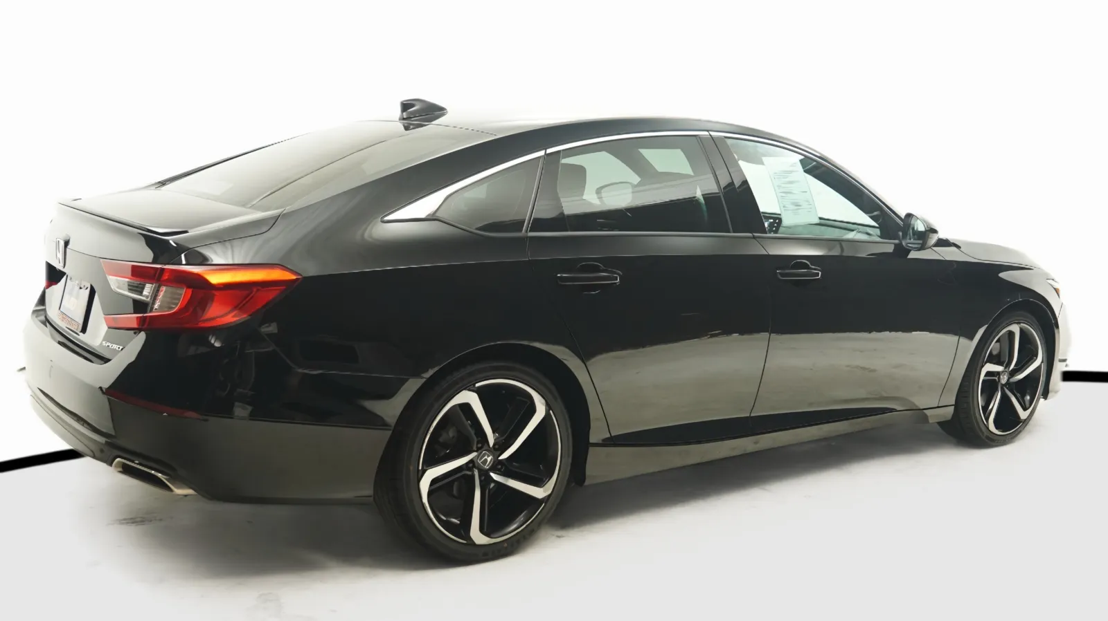 More photos of 2018 Honda Accord Sport 1.5T at Auto City, CA