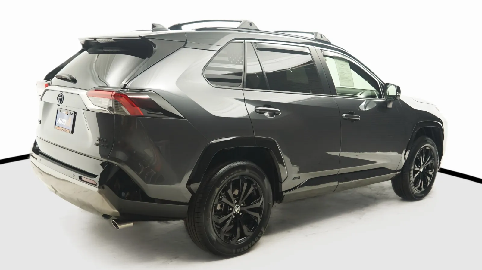 More photos of 2024 Toyota RAV4 Hybrid XSE at Auto City, CA