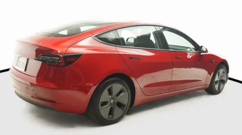 More photos of 2022 Tesla Model 3 at Auto City, CA
