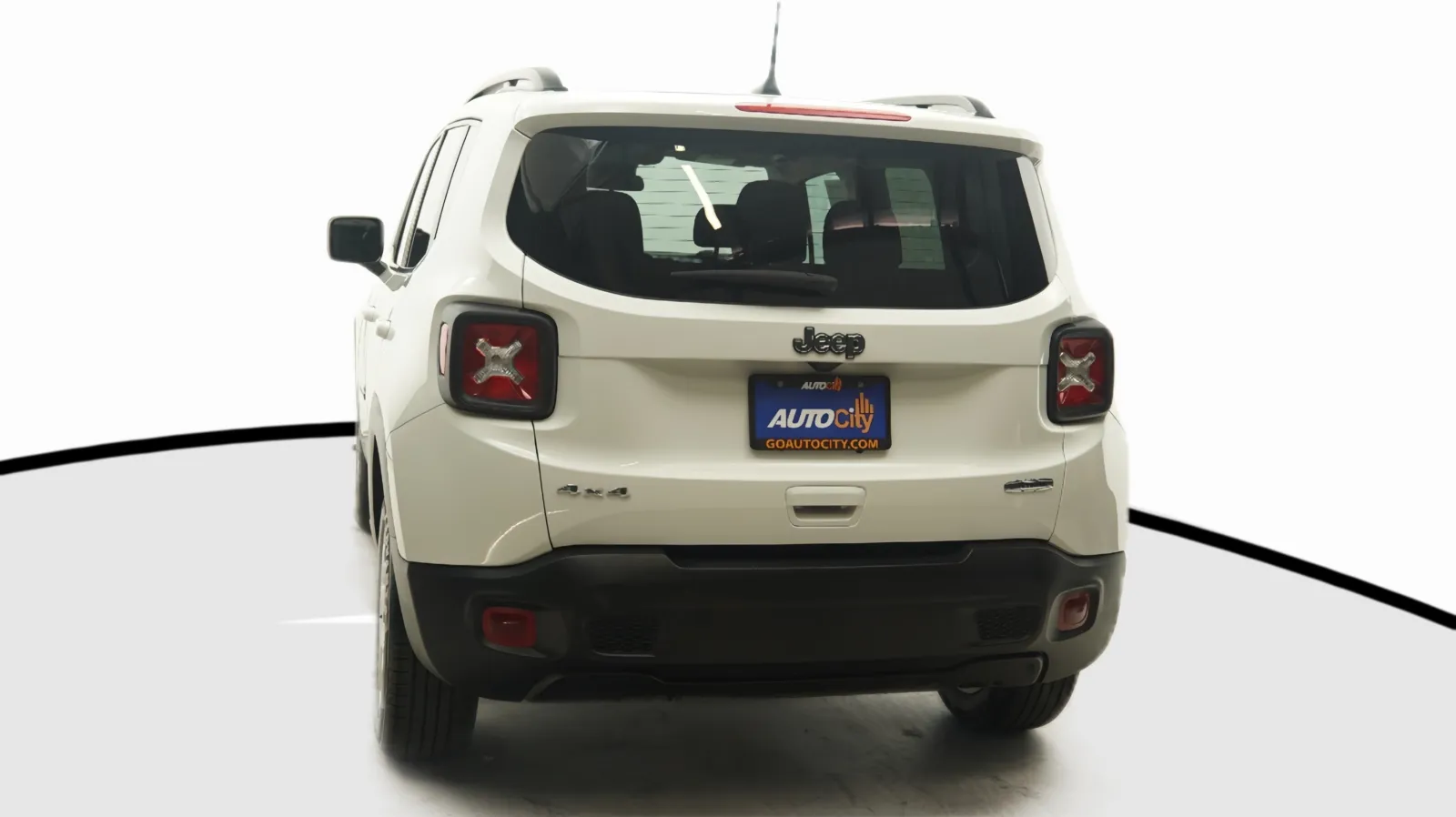 Jeep Renegade photo 13