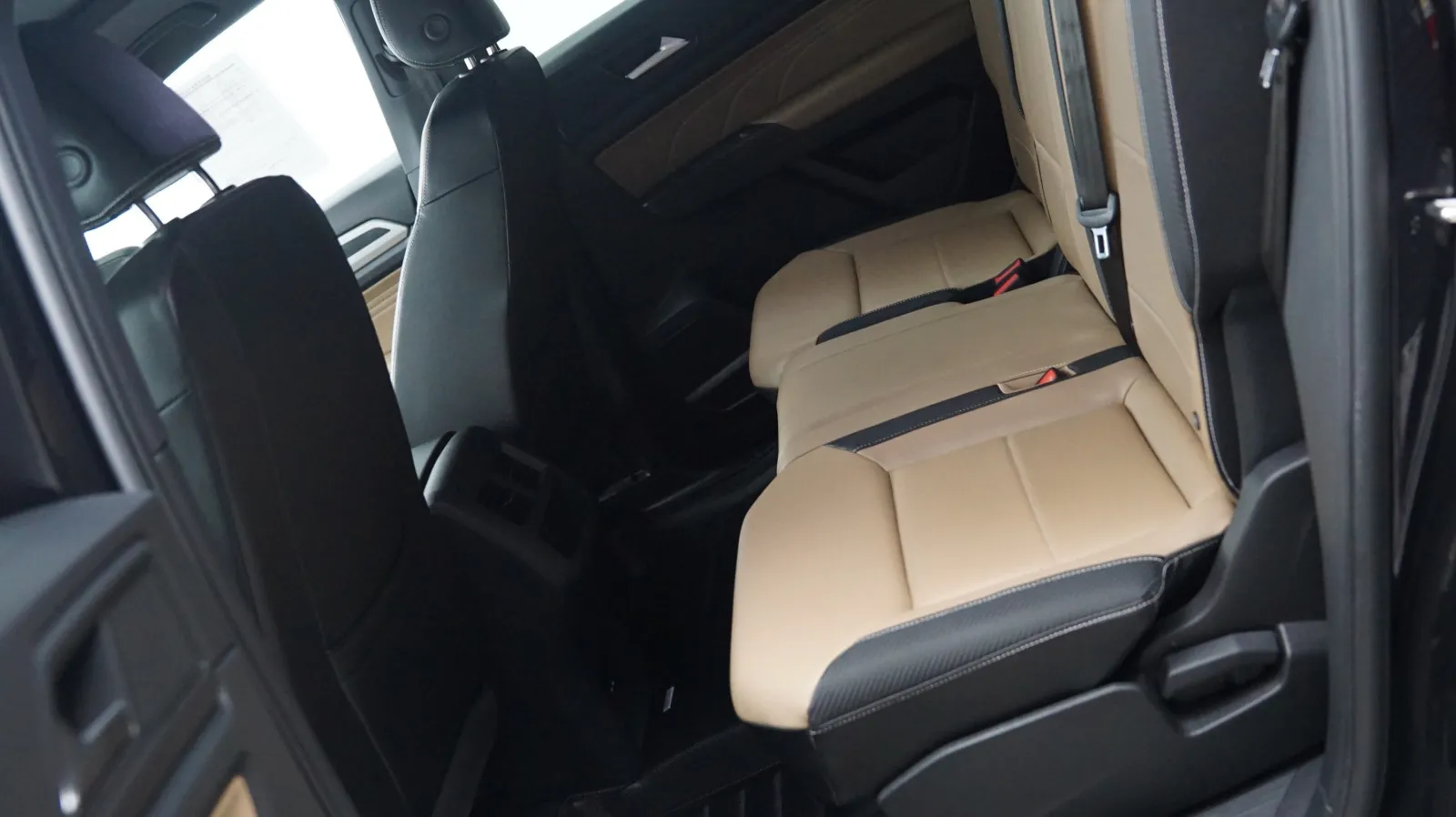Volkswagen Atlas Cross Sport photo 12