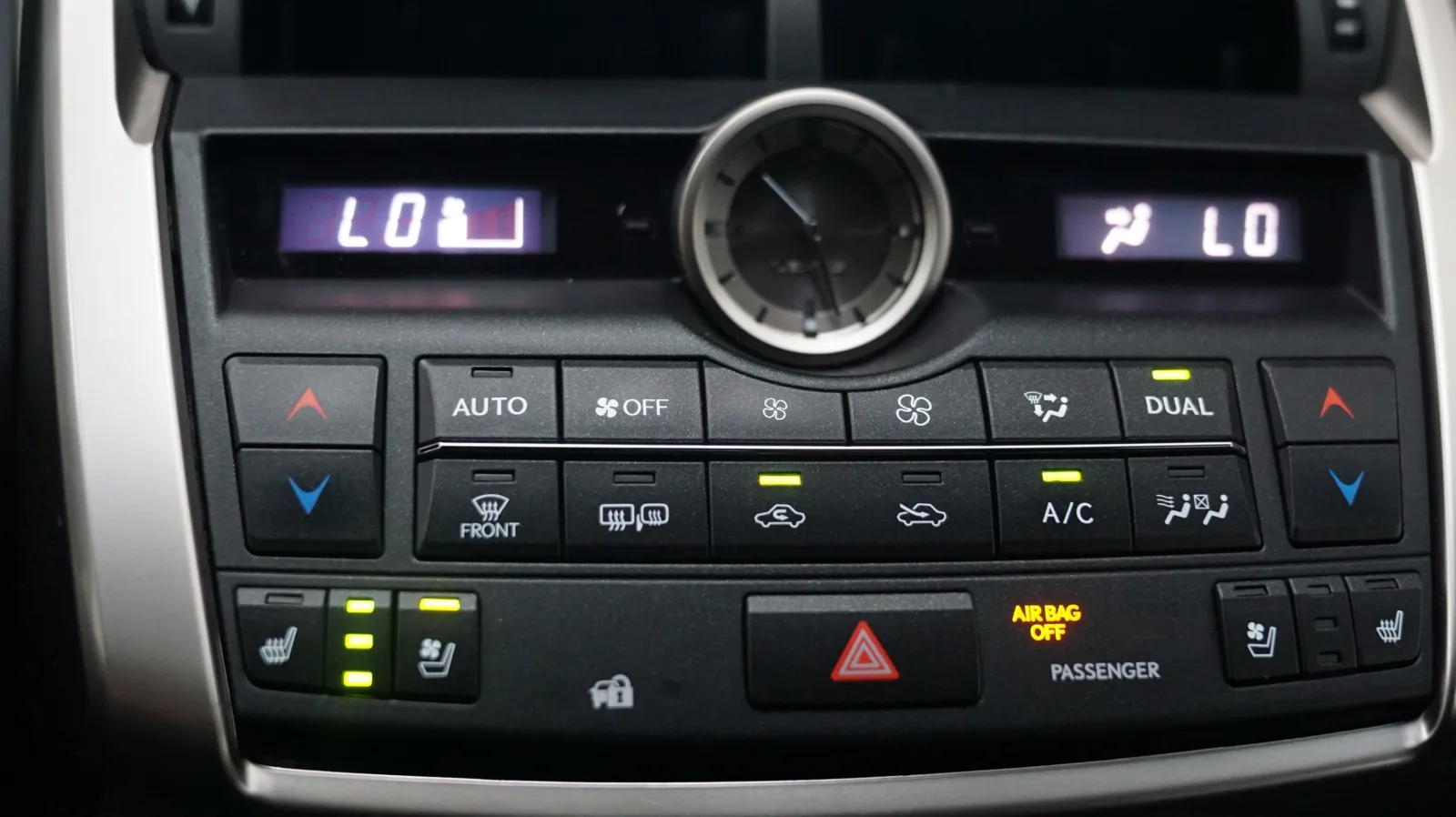 Lexus NX photo 23