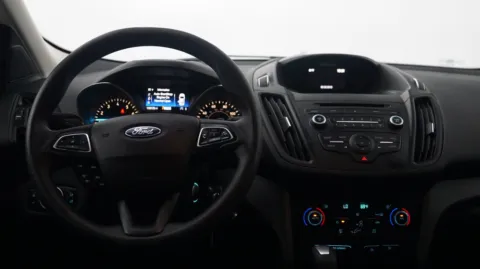 More photos of 2017 Ford Escape SE at Auto City, CA