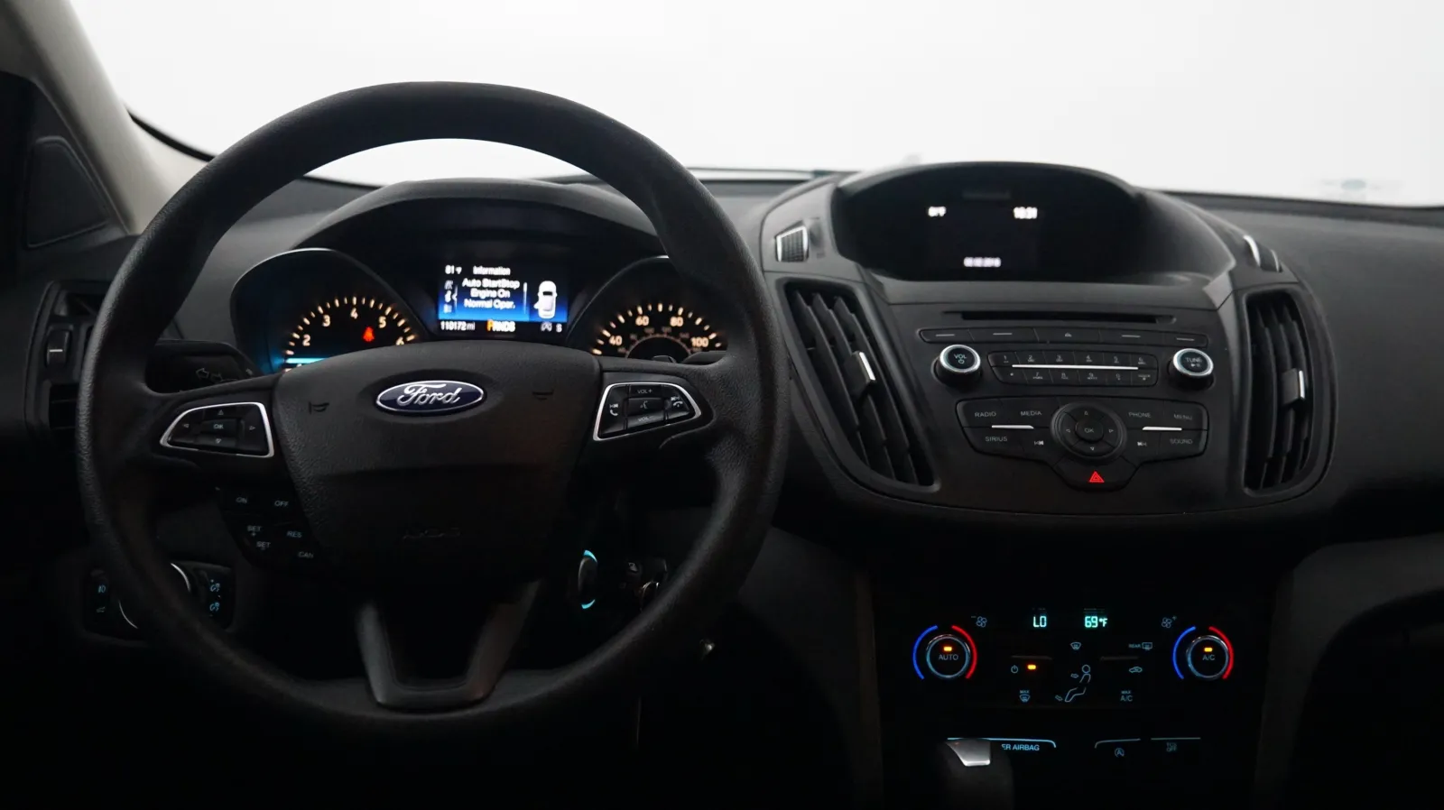 More photos of 2017 Ford Escape SE at Auto City, CA