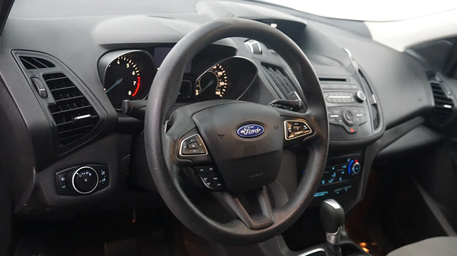 Ford Escape photo 16