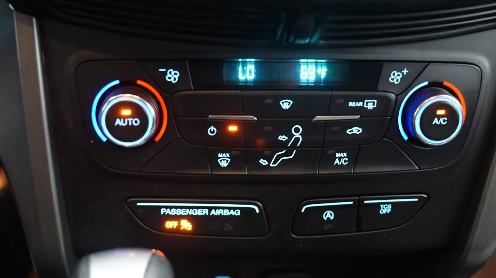 Ford Escape photo 20