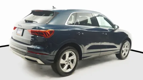 More photos of 2019 Audi Q3 Premium at Auto City, CA