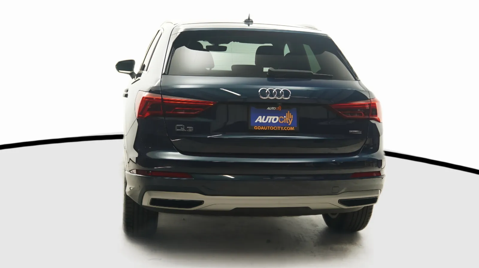Audi Q3 photo 13