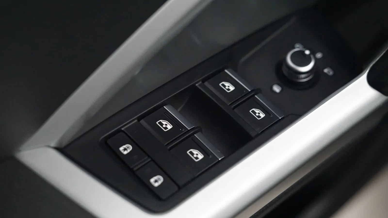Audi Q3 photo 16