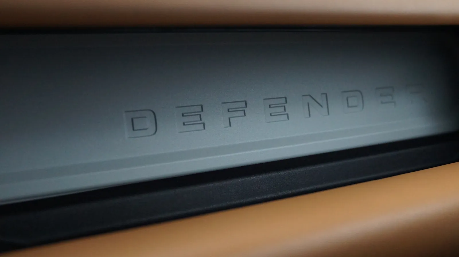 Land Rover Defender photo 26