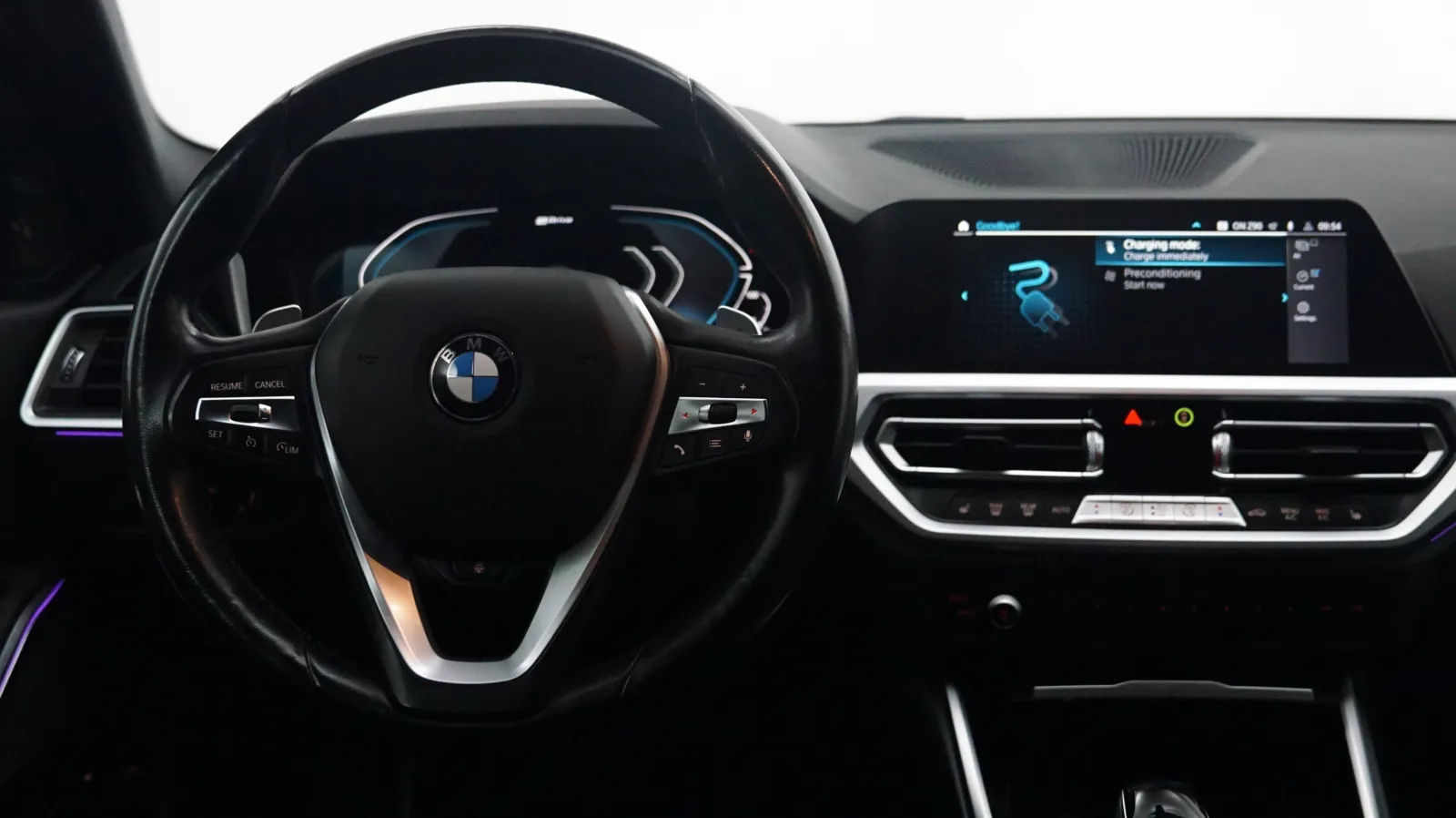 More photos of 2021 BMW 3-Series 330e at Auto City, CA