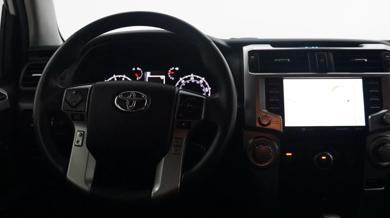 More photos of 2020 Toyota 4Runner SR5 Premium at Auto City, CA