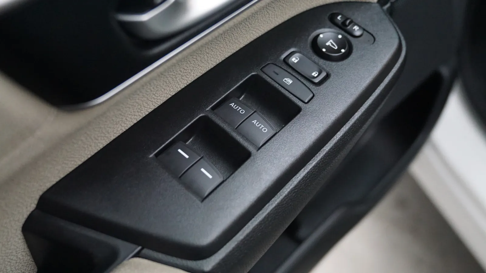 Honda CR-V photo 16