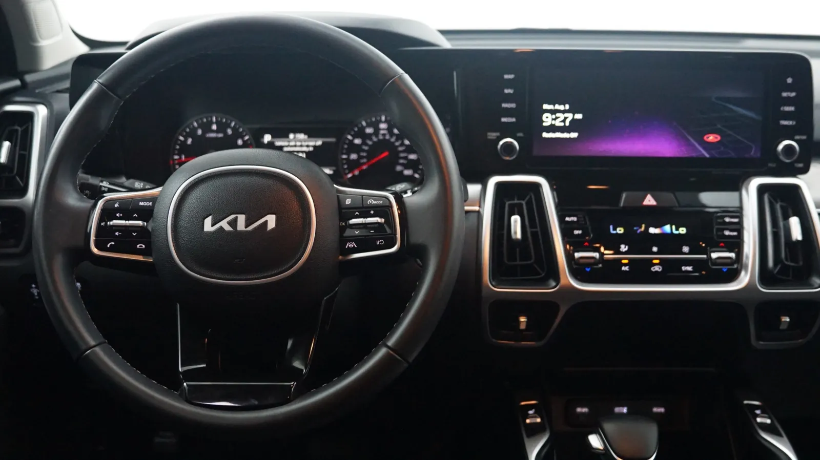 More photos of 2022 Kia Sorento S at Auto City, CA