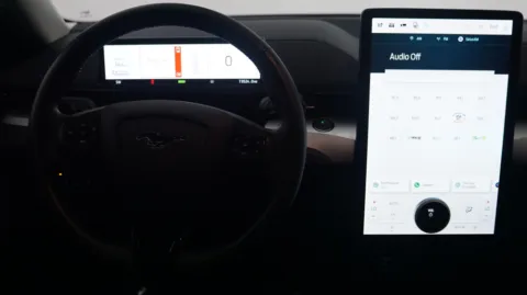 More photos of 2022 Ford Mustang Mach-E Select at Auto City, CA