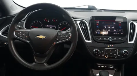 More photos of 2024 Chevrolet Malibu LT at Auto City, CA