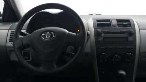 More photos of 2009 Toyota Corolla LE at Auto City, CA
