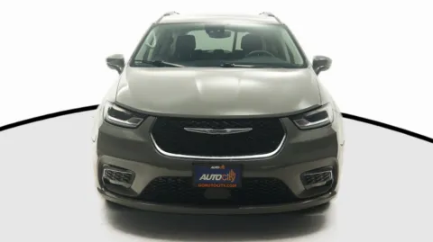 Another view of 2022 Chrysler Pacifica Touring L for sale in El Cajon, CA at Auto City