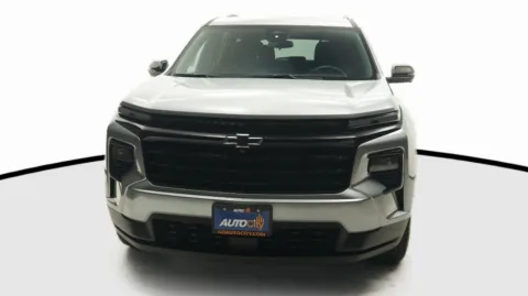 Another view of 2024 Chevrolet Traverse FWD LT for sale in El Cajon, CA at Auto City