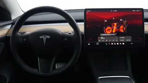 More photos of 2023 Tesla Model 3 at Auto City, CA