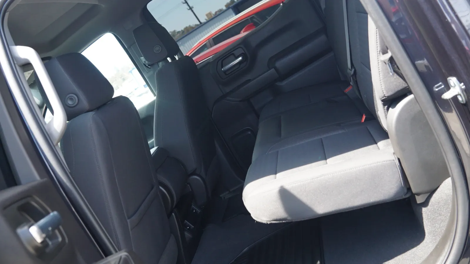 Chevrolet Silverado photo 12
