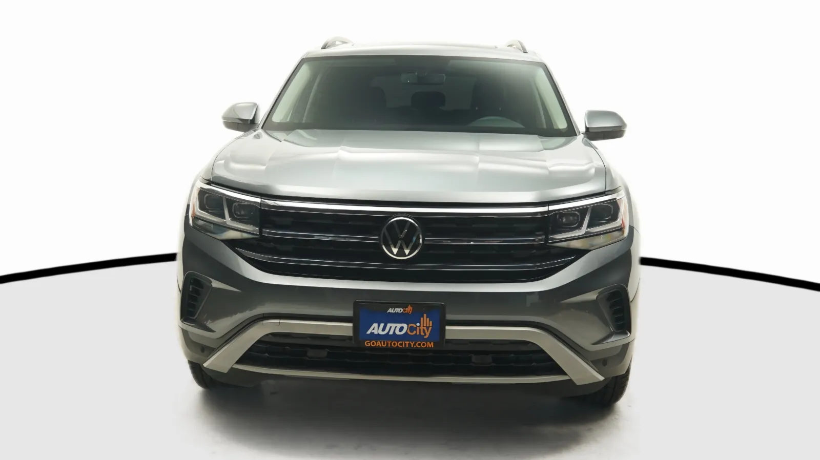 Another view of 2022 Volkswagen Atlas 3.6L V6 SE w/Technology for sale in El Cajon, CA at Auto City