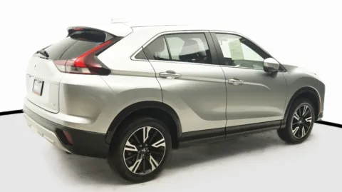 More photos of 2024 Mitsubishi Eclipse Cross SE at Auto City, CA