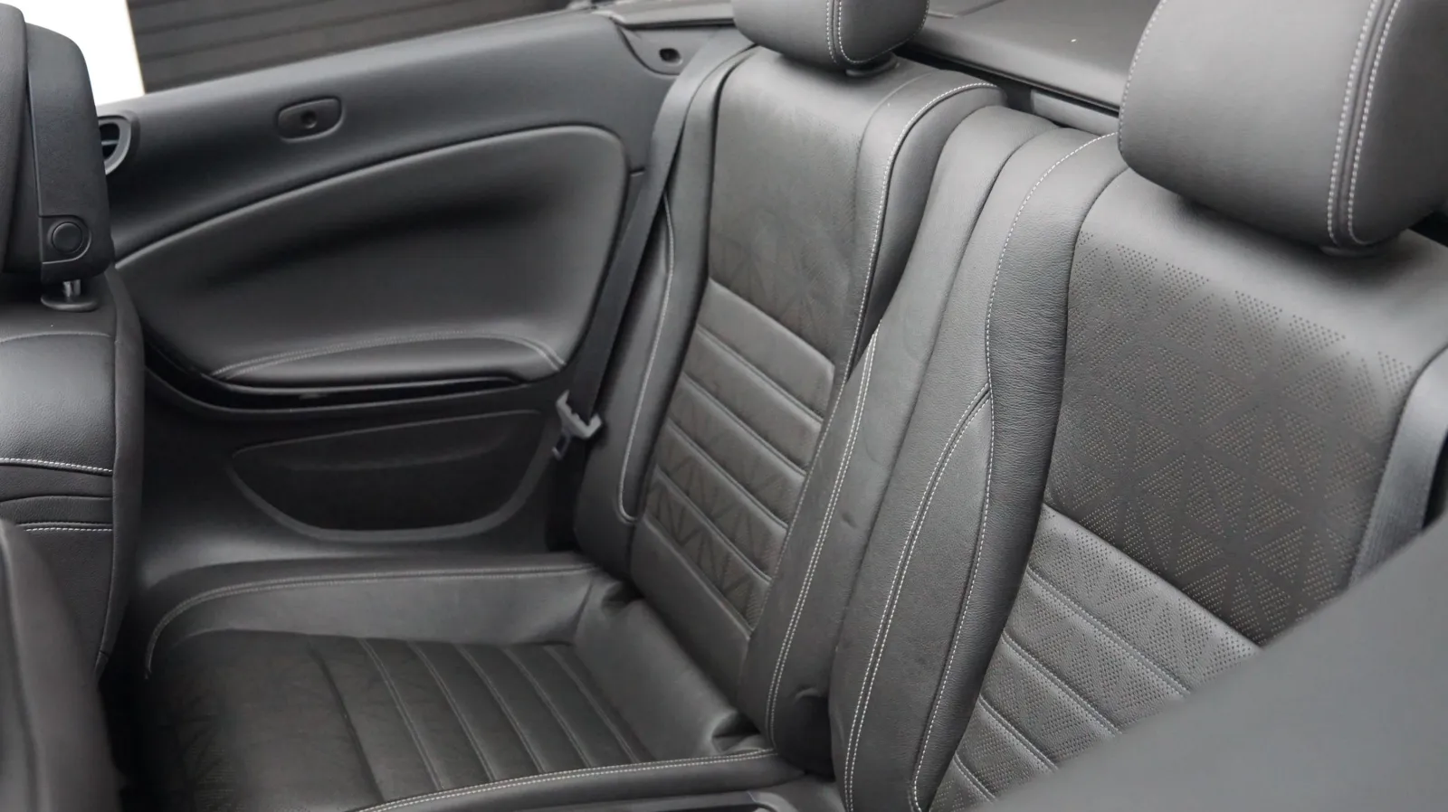 Buick Cascada photo 12