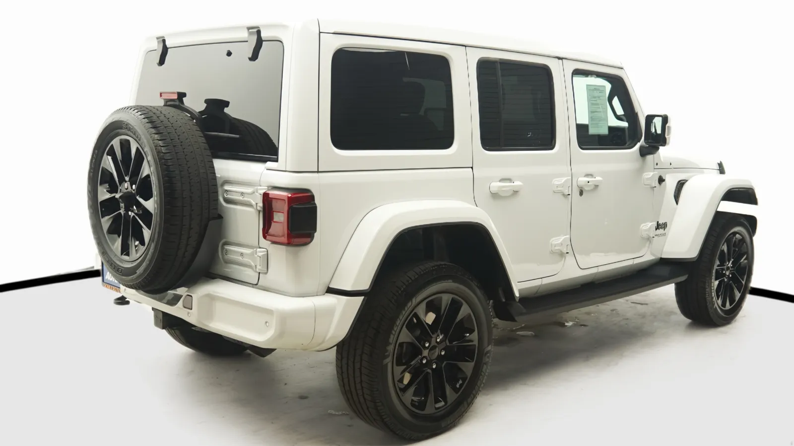More photos of 2022 Jeep Wrangler Unlimited High Altitude at Auto City, CA