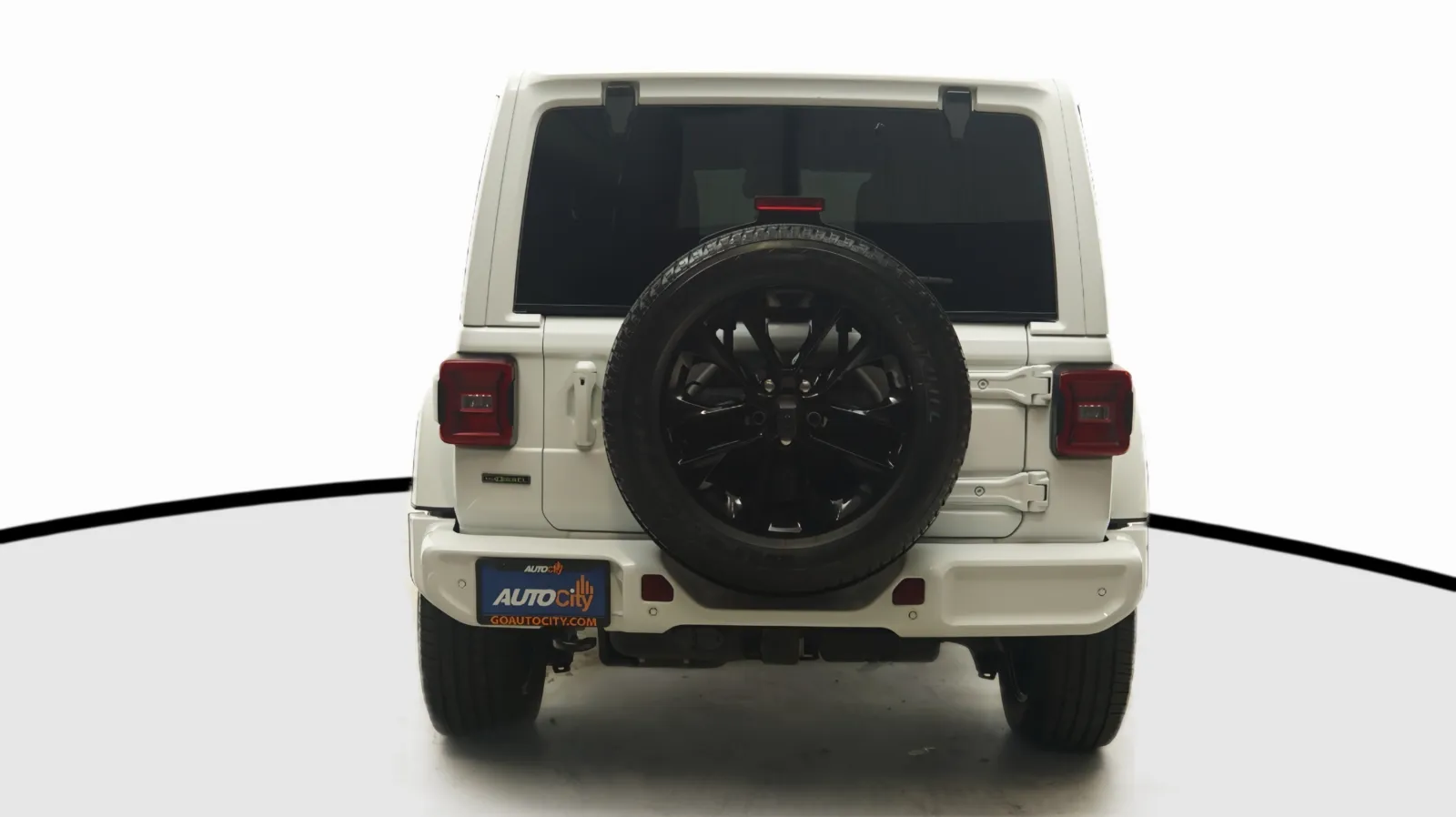 Jeep Wrangler photo 10