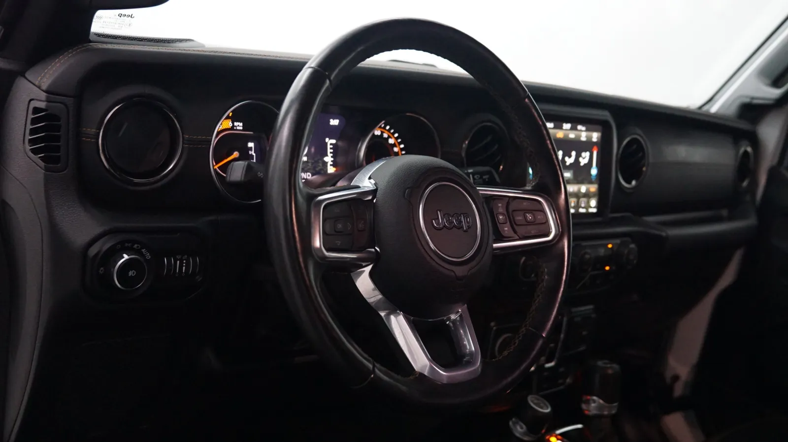 Jeep Wrangler photo 15