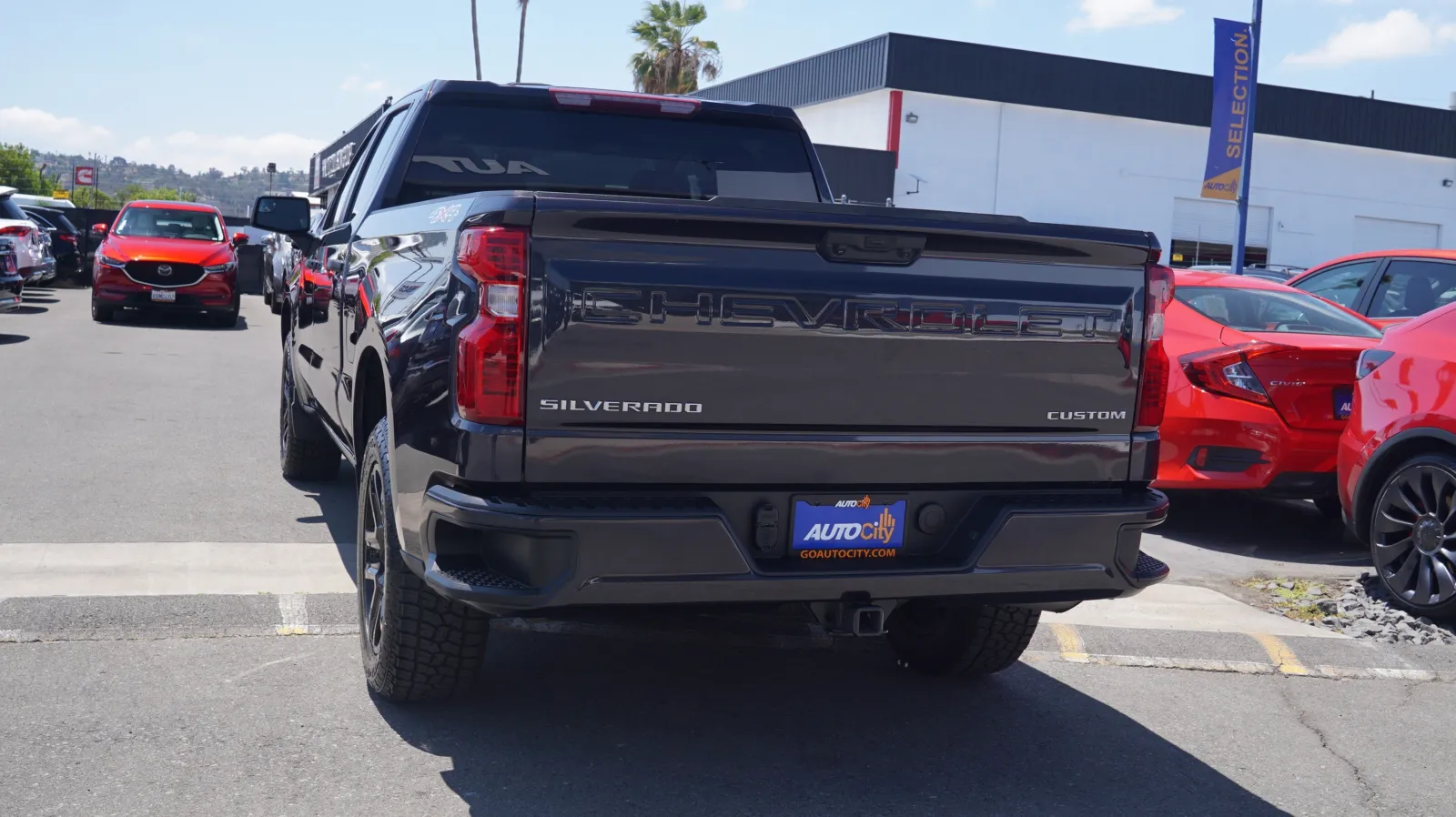 Chevrolet Silverado photo 13