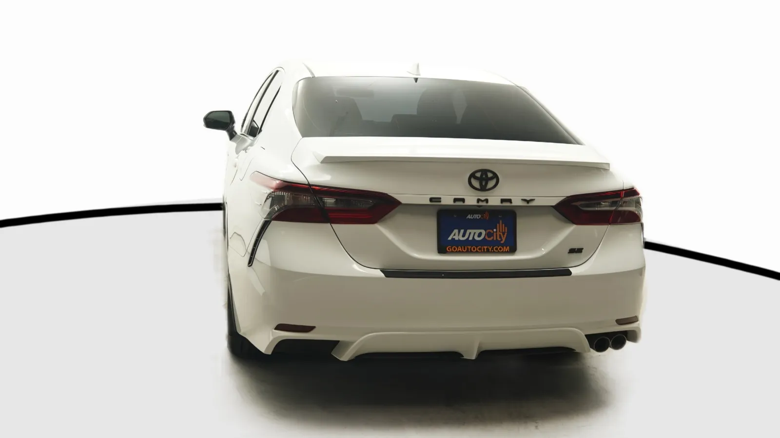 Toyota Camry photo 13