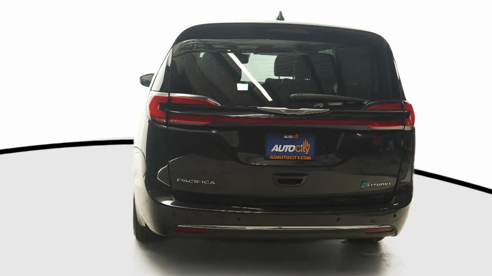Chrysler Pacifica photo 10