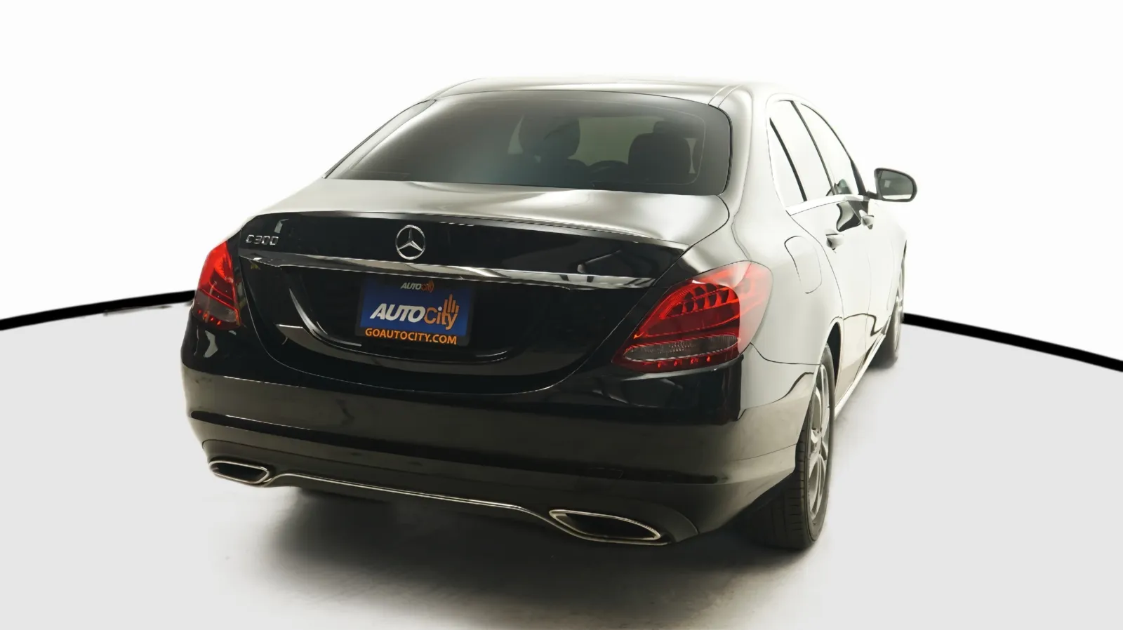 Mercedes-Benz C-Class photo 8